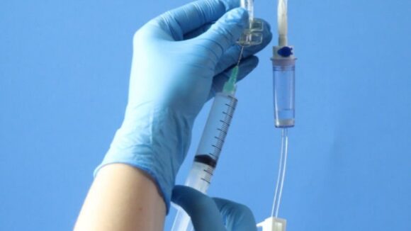 SUEROTERAPIA INTEGRATIVA Y HOMEOPÁTICA